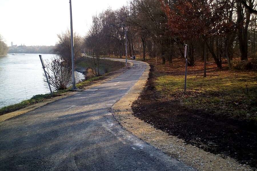 Asphaltierung an der Schillerwiese